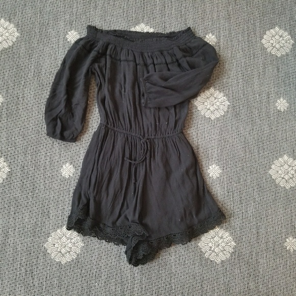 Abercrombie & Fitch Pants - LAST CALL Abercrombie off the shoulder romper